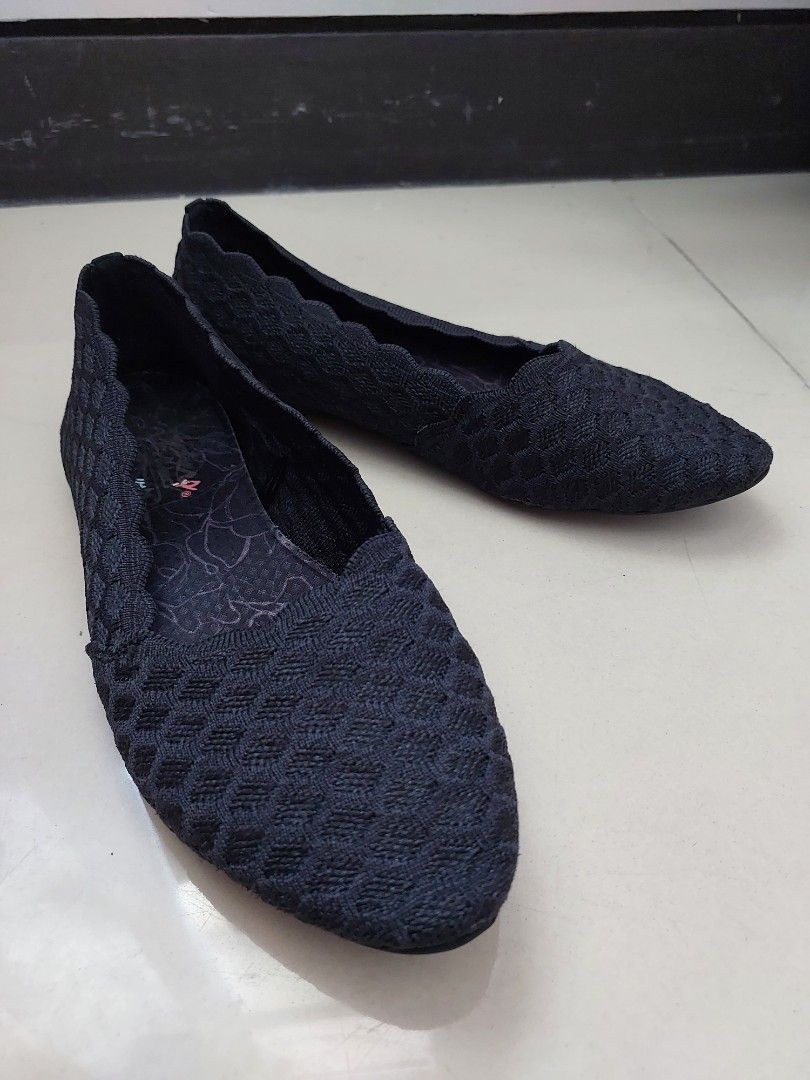 Skechers Cleo Honeycomb Black Memory Foam Ballet Flats with free