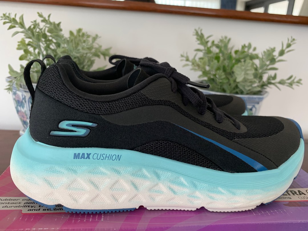 Max cushion trail shoes hot sale