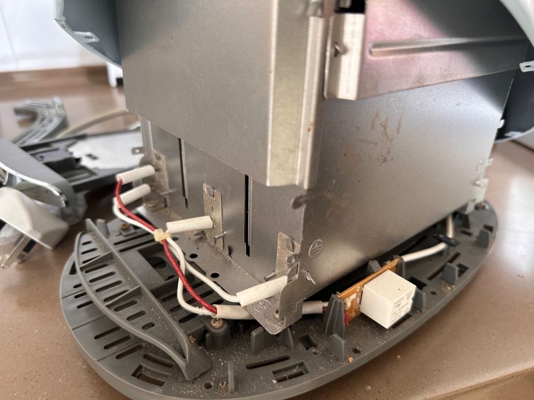 SMEG 2 slices toaster NOT in working condition, TV & Home Appliances