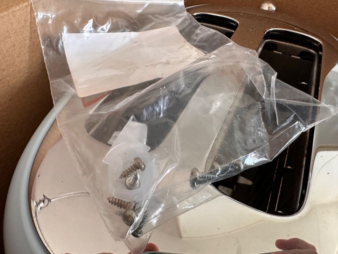 SMEG 2 slices toaster NOT in working condition, TV & Home Appliances