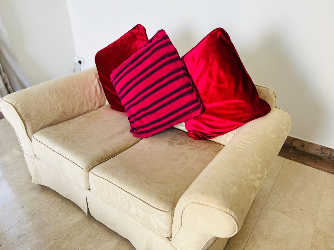 sofa, Furniture & Home Living, Furniture, Sofas on Carousell