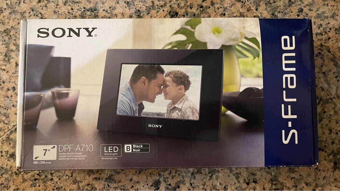 Sony DPF A710 digital frame, Furniture & Home Living, Home Decor