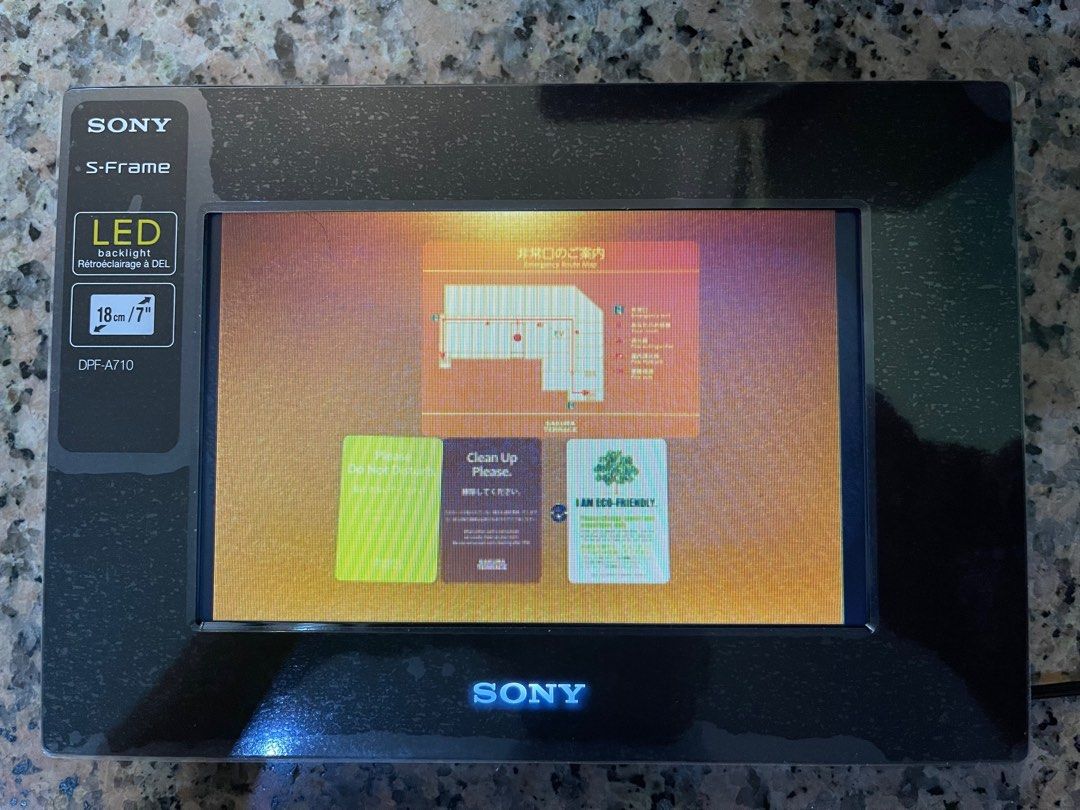 Sony DPF A710 digital frame, Furniture & Home Living, Home Decor