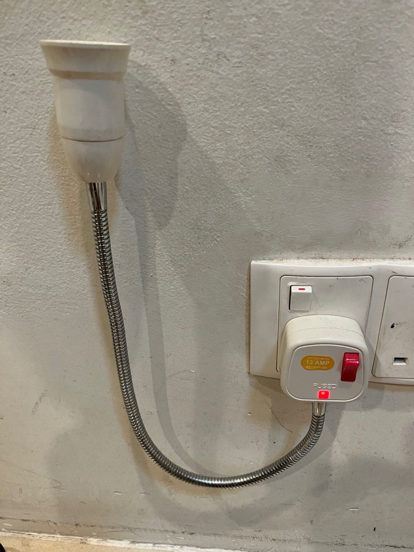 Special adjustable lamp holder, Furniture & Home Living, Lighting & Fans, Lighting on Carousell