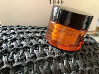 Sue uemura ultime8 sublime beauty oil in cream