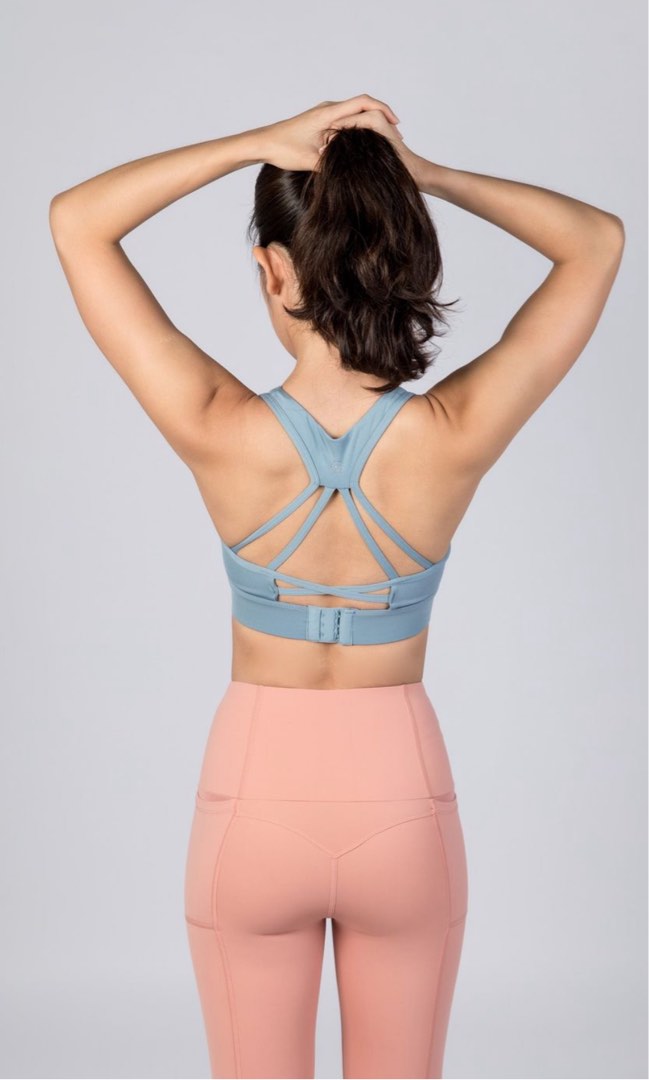 Genie bra m, Women's Fashion, Activewear on Carousell