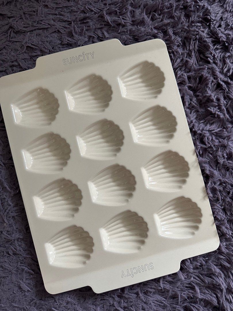 Suncity Madeleine Pan Tray, Furniture & Home Living, Kitchenware