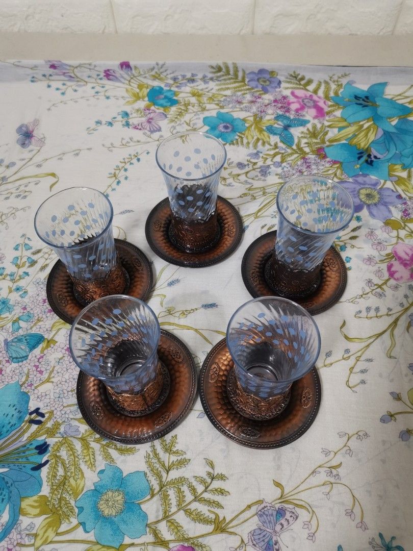 Tea Cups 5 pcs with Saucer (Copper) (Category: Coffee & Tea Tableware) located in Quezon City. Submitted by kshmixnmatch (Listing ID 1229408423, Image 1). Description: Tea Cups 5 pcs with Saucer Great condition Almost New Delivery Charges Applies via Lalamove or Grab Thanks.