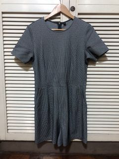 (Category: ) located in . Submitted by chuweesclothes (Listing ID 1229387274, Image 1). Description: .