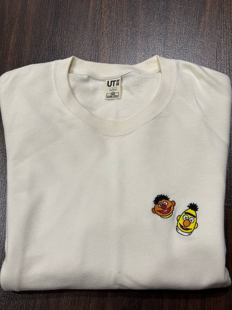 Men kaws x discount sesame street sweatshirt