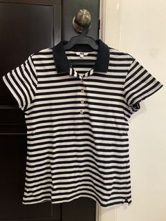 Uniqlo polo shirt