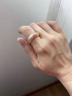 Us 8 Sakura Agate ring