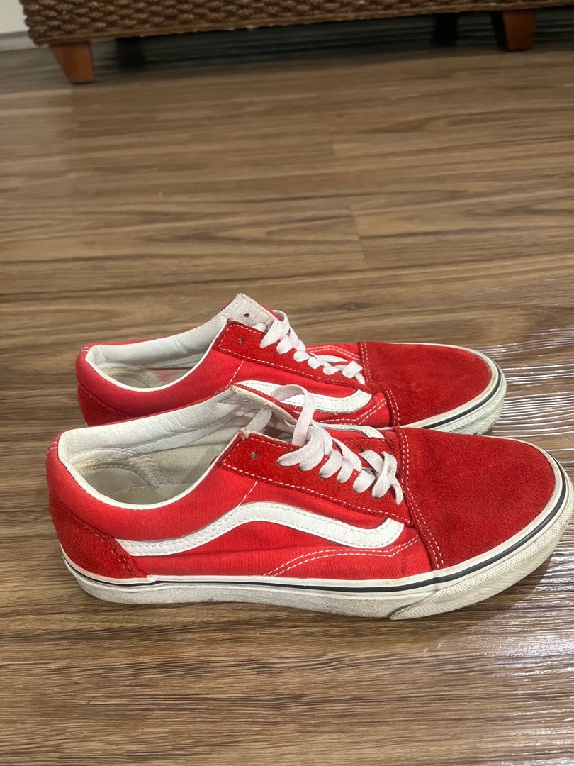 Old sales school red