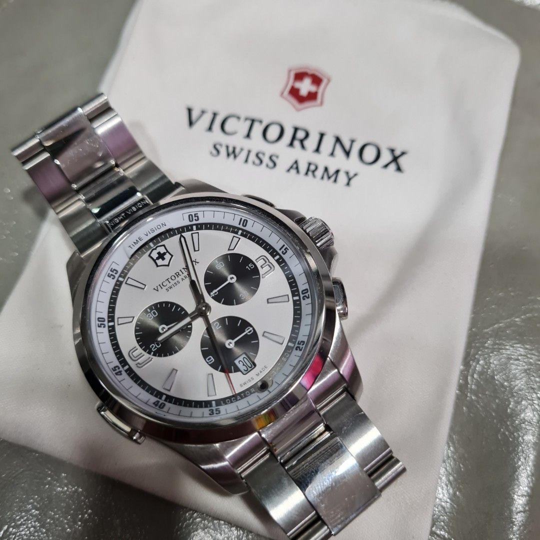 Victorinox night discount vision chronograph