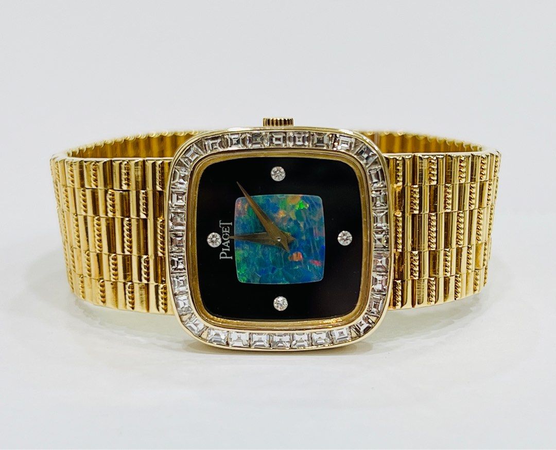 Gold watch with best sale diamond bezel