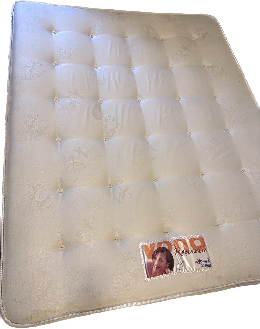 Vono queen size mattress, Furniture & Home Living, Furniture, Bed