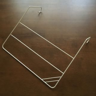 White wire hook rack hanger