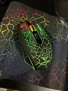 (Category: ) located in . Submitted by clearingmystuffplsbuy (Listing ID 1229427895, Image 1). Description: .
