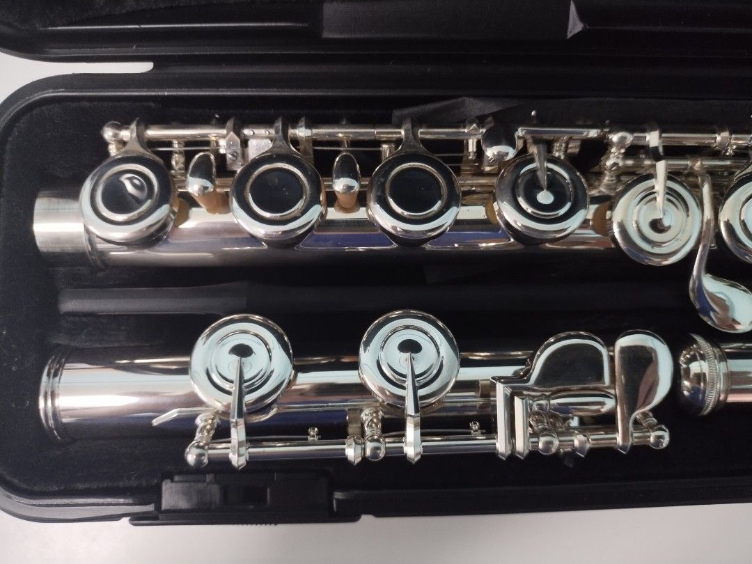 Yamaha flute yfl222, Hobbies & Toys, Music & Media, Musical