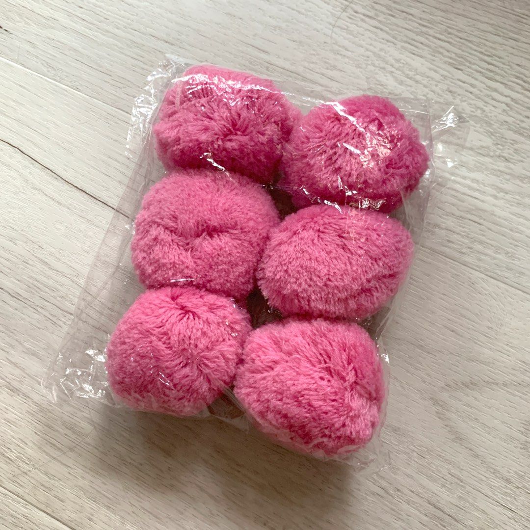 Yarn ball keychain hot sale