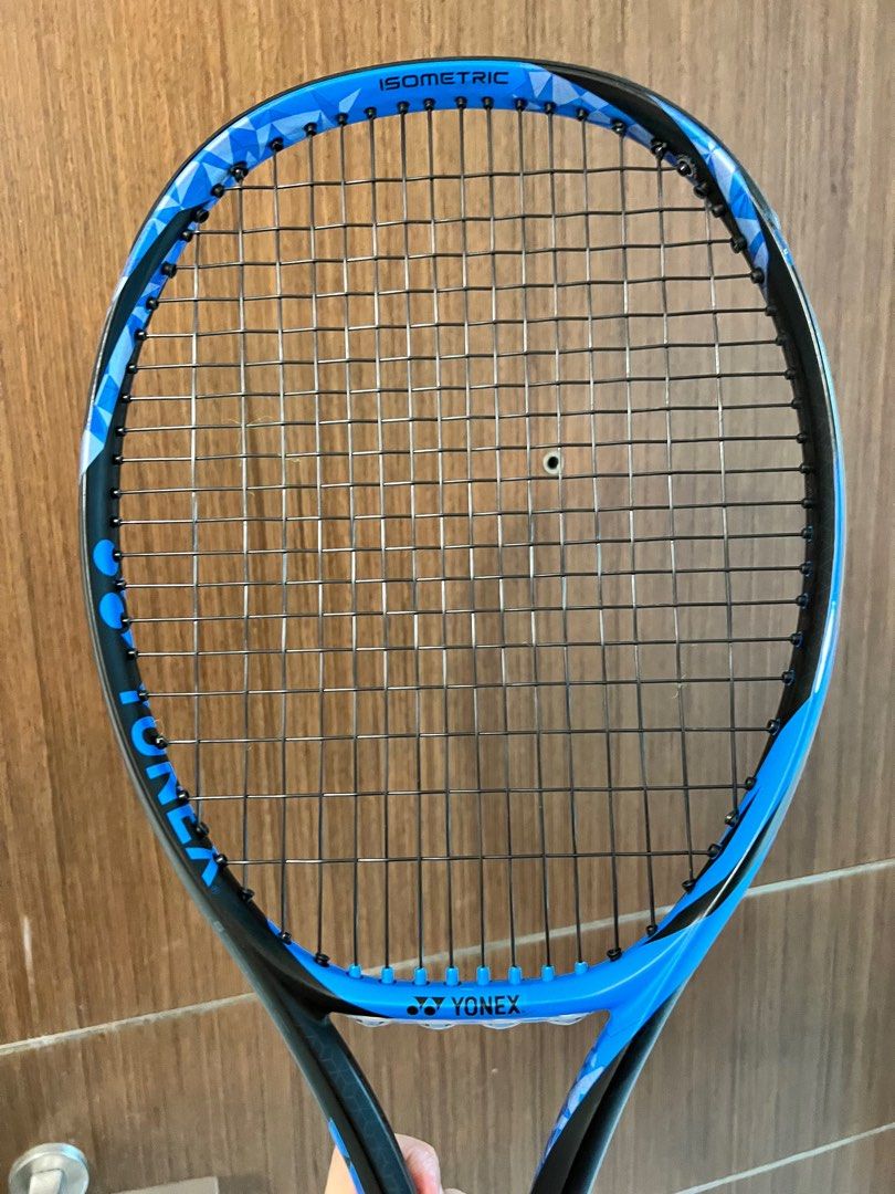 Yonex Ezone 98 (2020) tennis racquet grip L2, Sports Equipment, Sports