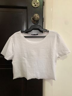 Zara cropped tshirt