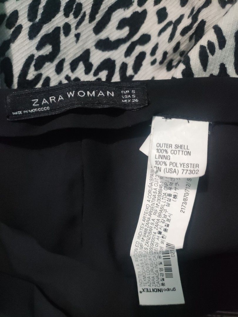Zara Mini Skirt Party/Weekend/Events (Category: Skirts) located in Taguig. Submitted by shoppers.haven (Listing ID 1229290178, Image 3). Description: Used once with run but barely noticeable. Can be worn by size Small to Medium.