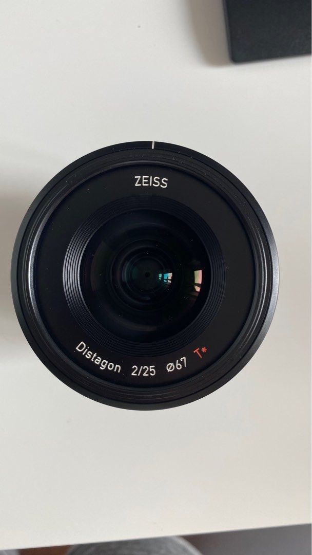 Zeiss Batis 25 F2 FE, 攝影器材, 鏡頭及裝備- Carousell