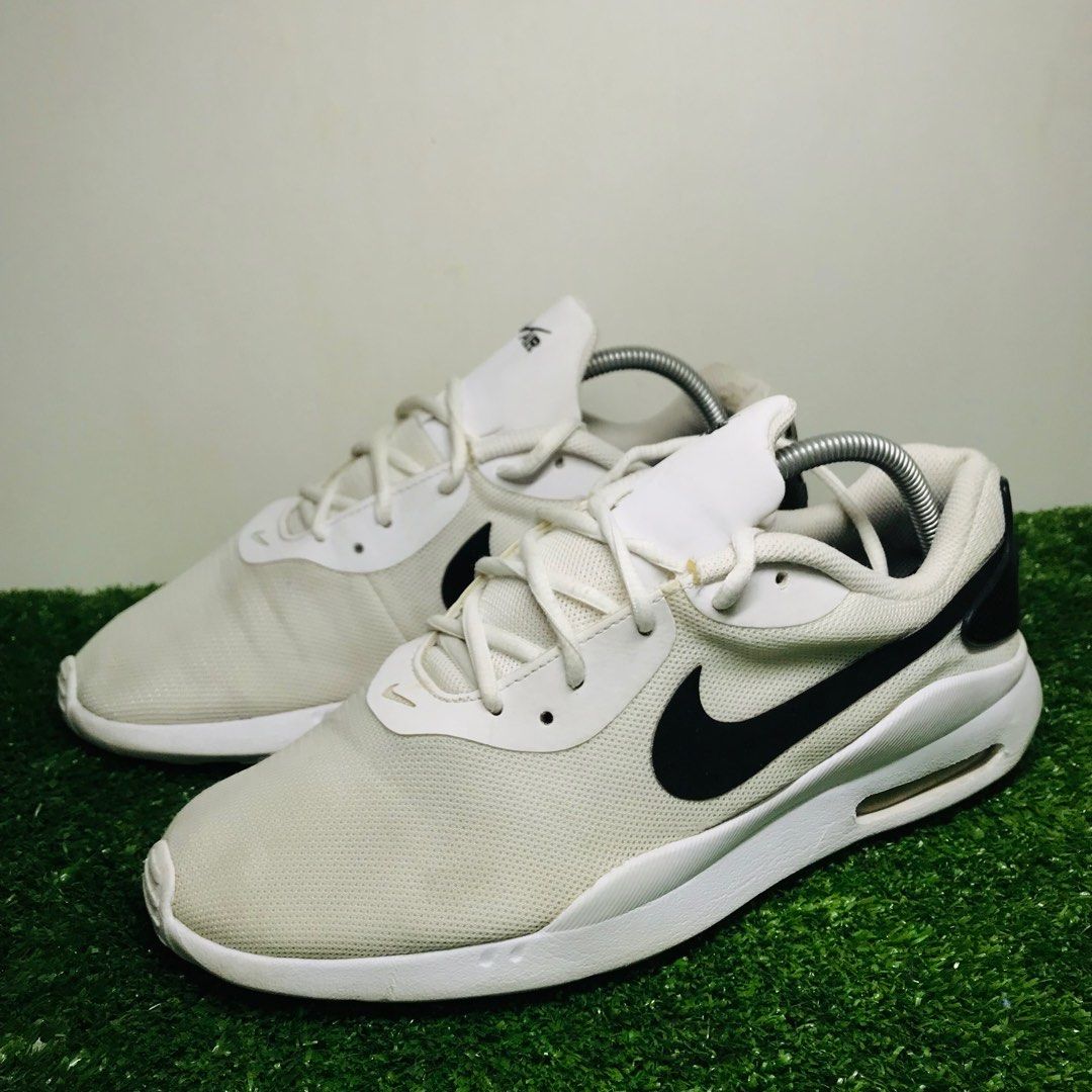 Nike air max online oketo running sneaker
