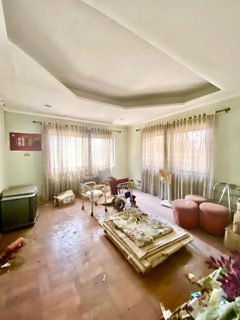ACROPOLIS HOUSE FOR SALE OLD HOUSE on Carousell