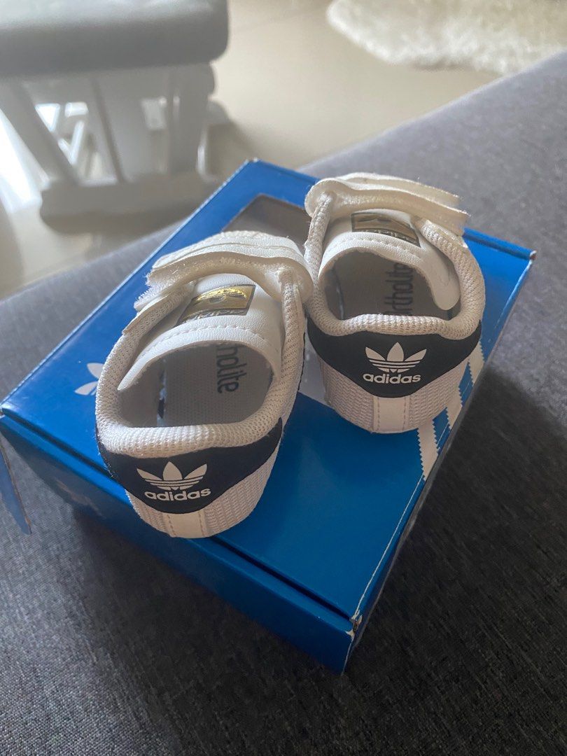 Adidas superstar baby blue size 4 sale