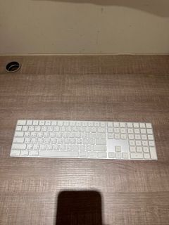 Apple Magic Keyboard 2