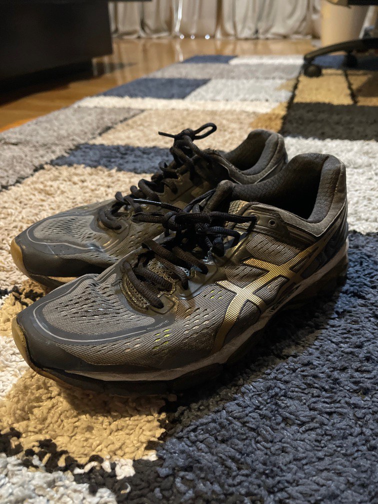 Asics gel kayano 22 size 9.5 sale