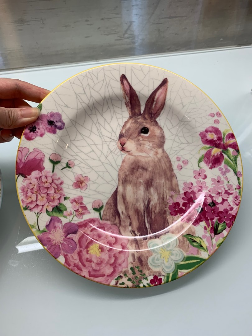 Assorted Plates, Furniture & Home Living, Kitchenware & Tableware