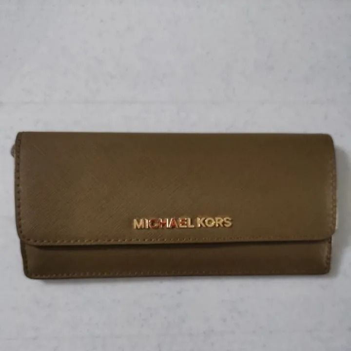 Used michael on sale kor purses