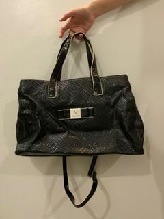 Authentic Valentino - from Paris