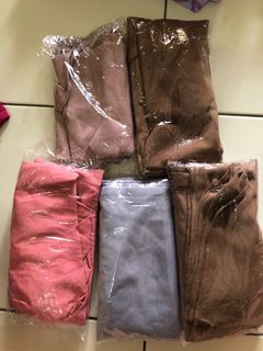 (Kategori: ) berada di . Dikirim oleh doremistuff (ID iklan 1224620339, Gambar 1). Deskripsi: .