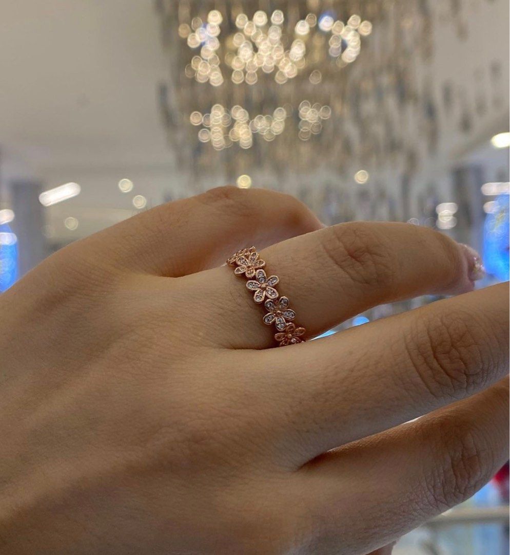 Daisy flower shop ring rose gold