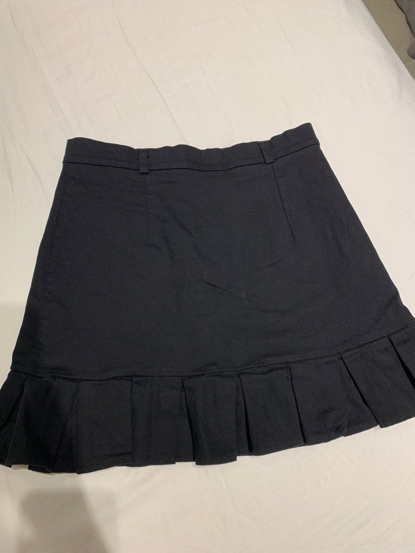 Short black top mermaid skirt