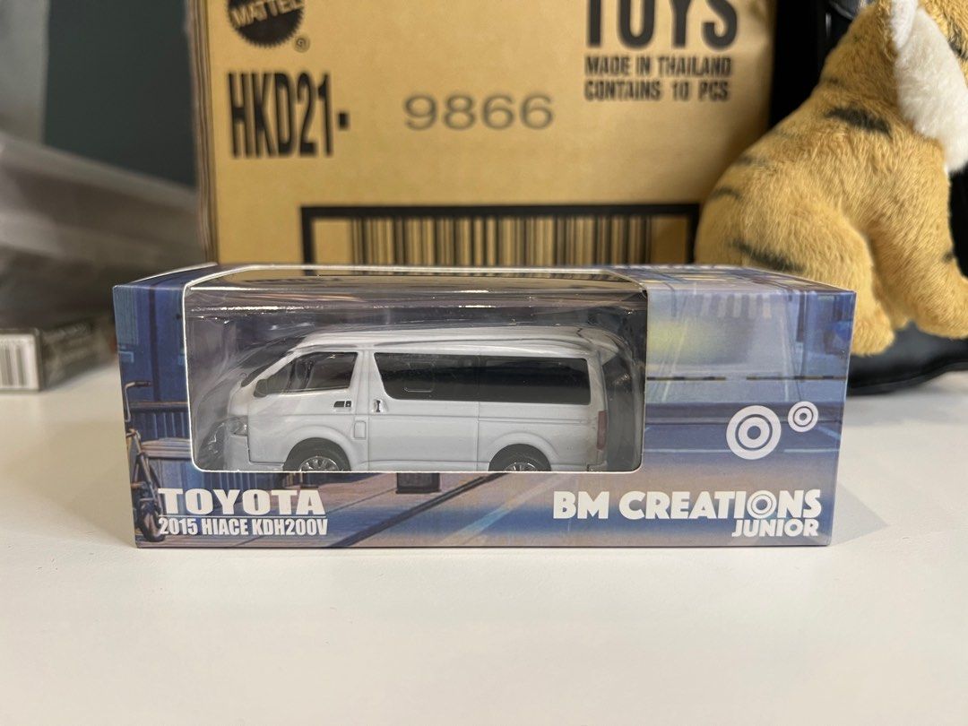 got a new Massd. Masd Toyota Hace Decast model. Unboxng Revew got a new Massd. Masd Toyota Hace Decast model. Unboxng Revew