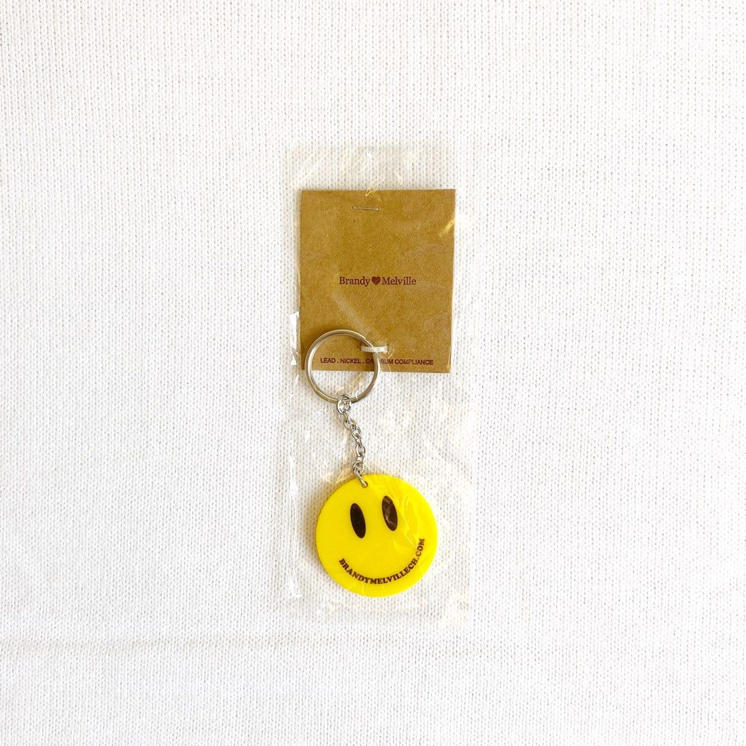 Brandy Melville Smiley Keychain