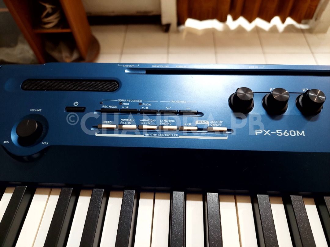 お値下げ！CASIO Privia PX−560M キーボード ピアノ