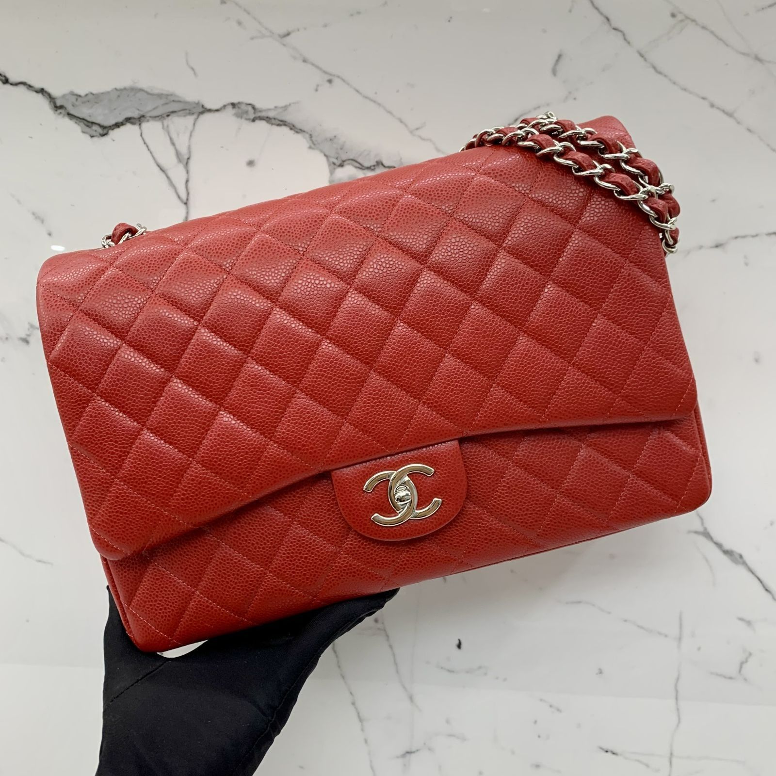 CHANEL CAVIAR SKIN RED FLAP MAXI 33CM NO.18 WITH CARD SHOULDER BAG  237008737 WE, Luxury, Bags & Wallets on Carousell