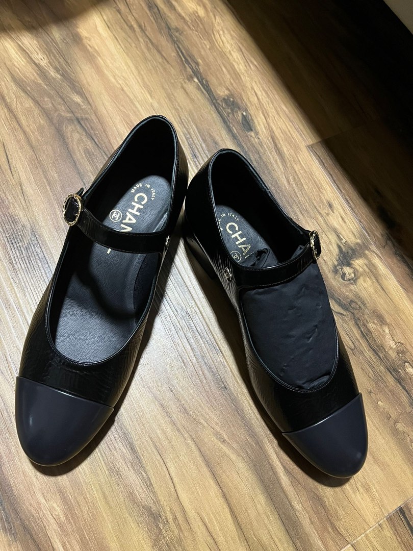 [BRAND NEW] Chanel Mary Janes in Black