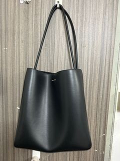 (Category: ) located in . Submitted by dvnisha_ (Listing ID 1224578694, Image 1). Description: .
