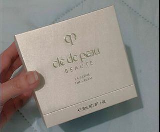 Cle de peau Beaute -
La creme the cream 30ml