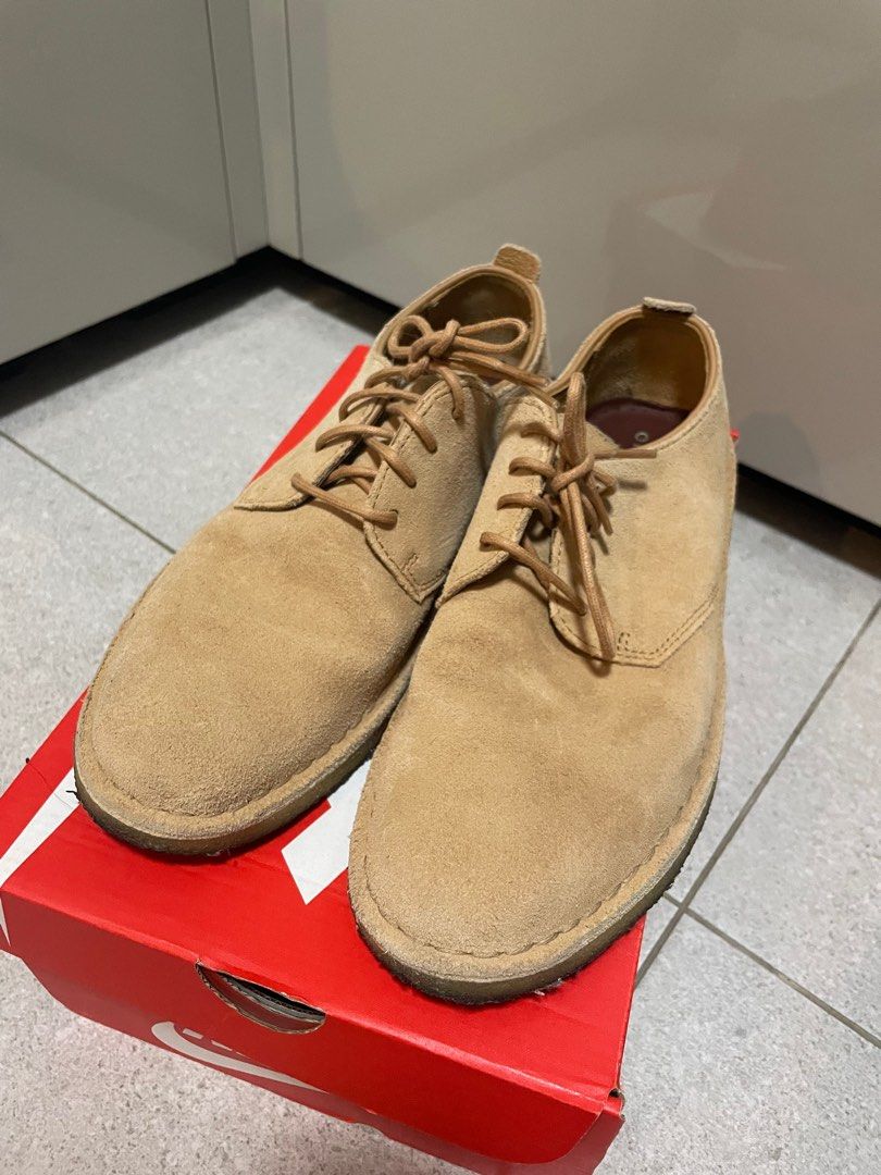 Clarks desert shop london sand