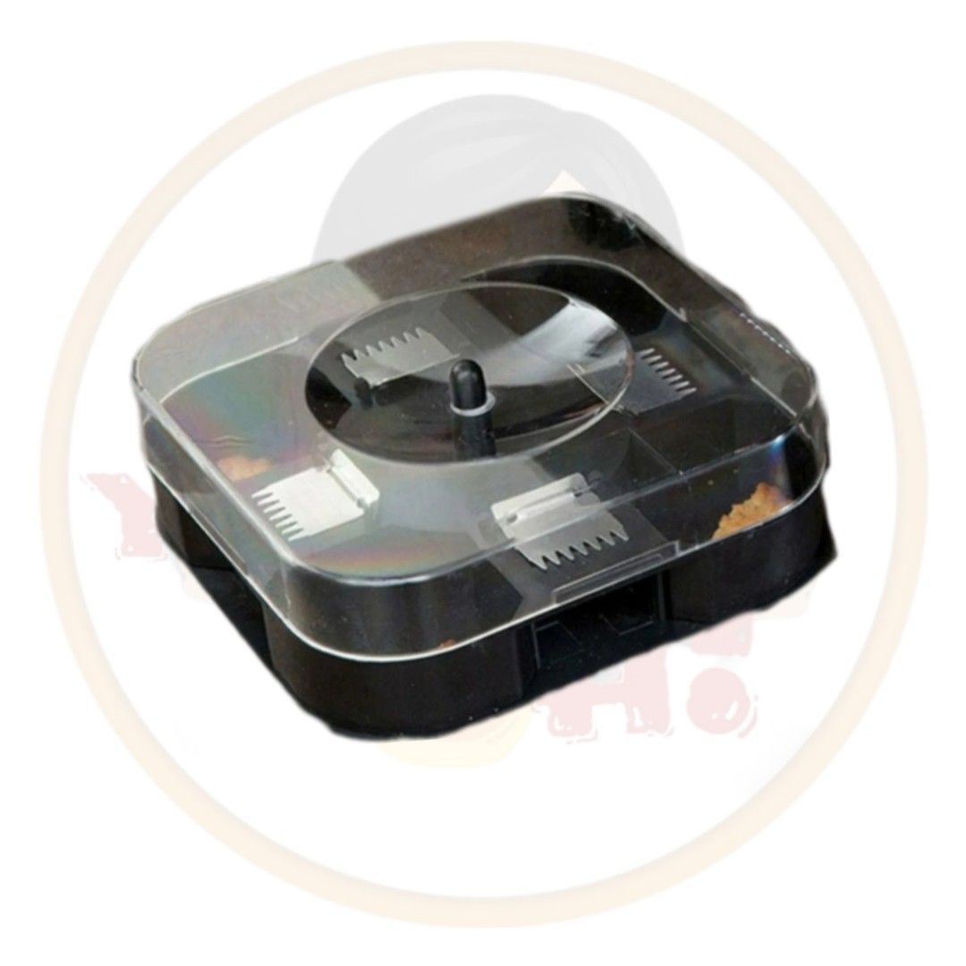 Cockroach trap, Health & Nutrition, Insect Repellents on Carousell