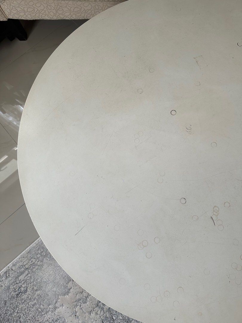 Coffee table (Category: Other Home Furniture) located in Ayer Keroh. Submitted by alyssanadia253 (Listing ID 1224581749, Image 2). Description: Round table for reconditioning. Can use as coffee table etc.