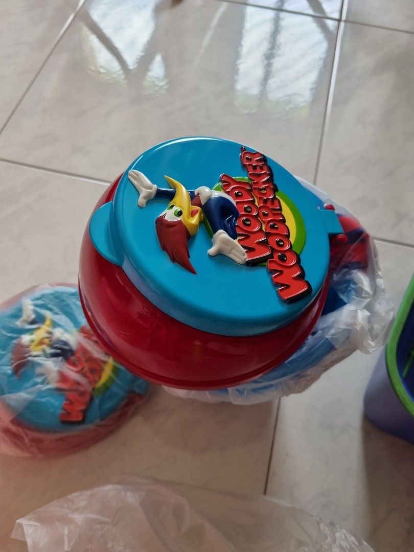 Container (Category: Kids Toys) located in Singapore. Submitted by sng5105 (Listing ID 1224569173, Image 3). Description: toy for kids or can use it for storage..